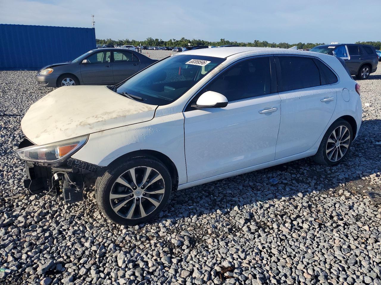 2018 Hyundai Elantra Gt Base - zdjęcie główne