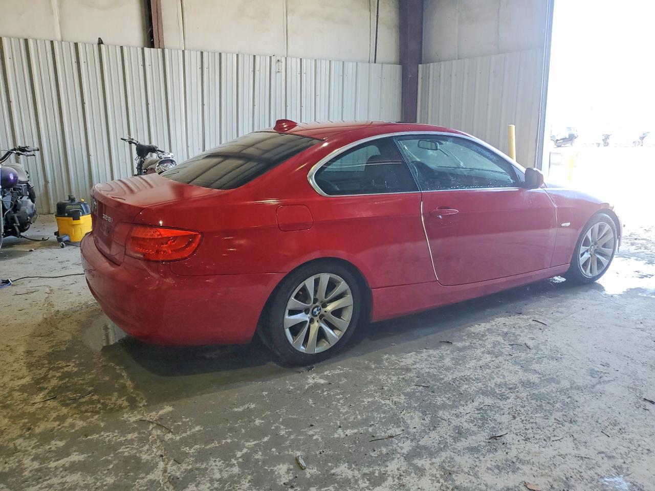 2013 BMW 328 I - zdjęcie 3