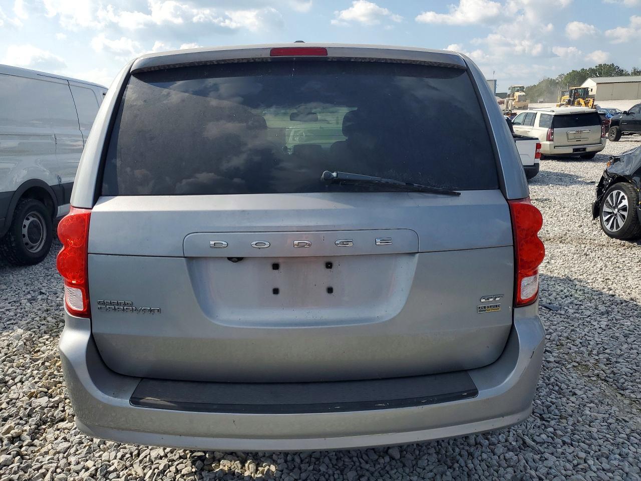 2018 Dodge Grand Caravan Gt - zdjęcie 6