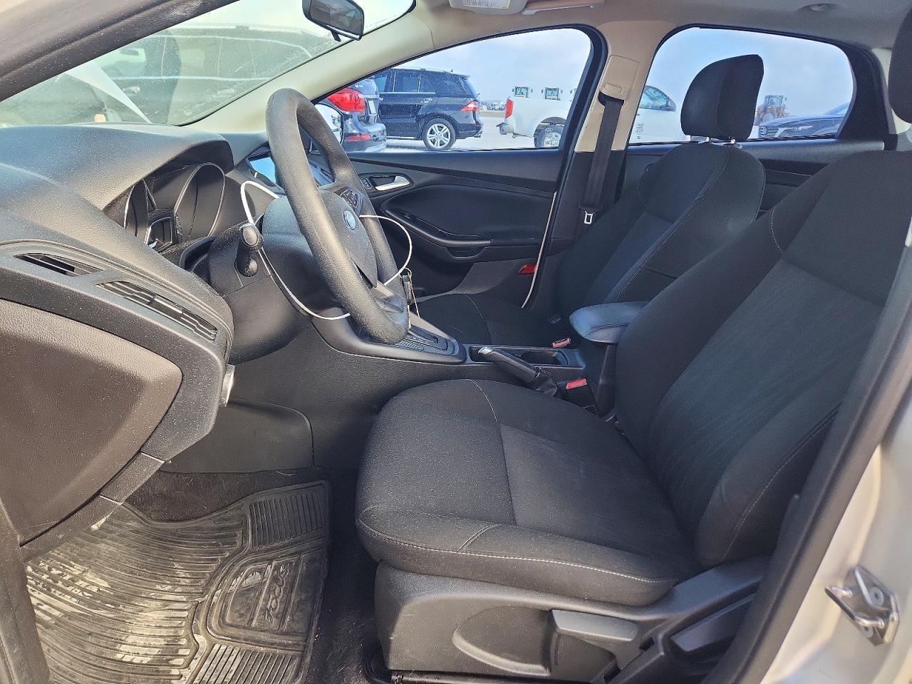 2017 Ford Focus Sel - zdjęcie 8