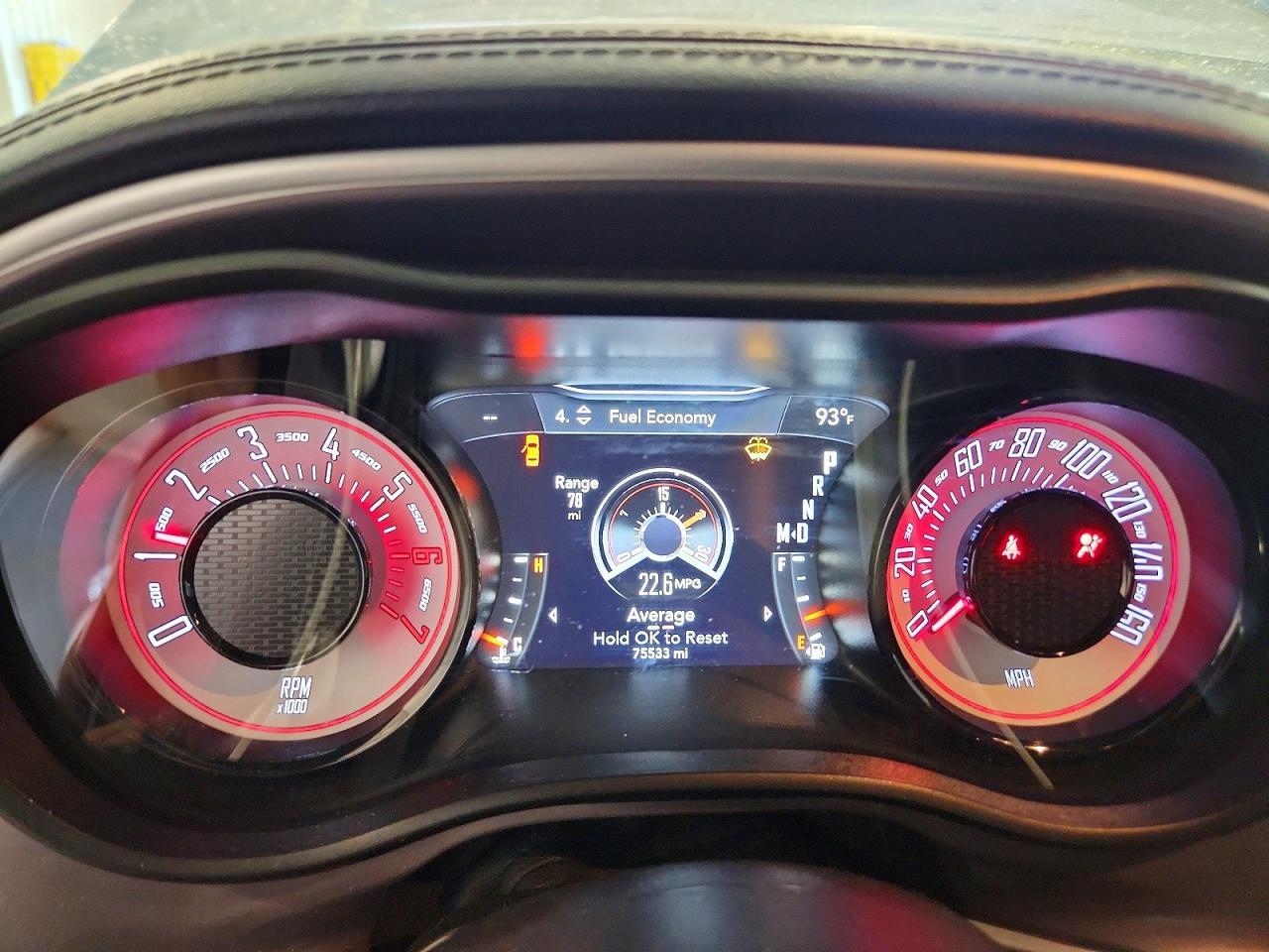 2022 Dodge Challenger R/T - zdjęcie 9