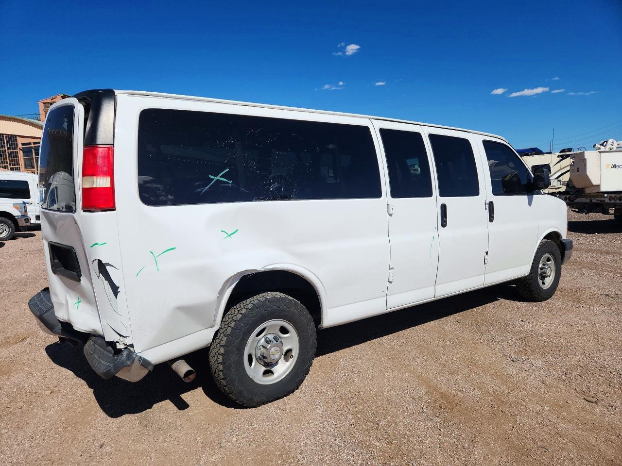2015 Chevrolet Express G3500 Lt - zdjęcie 3