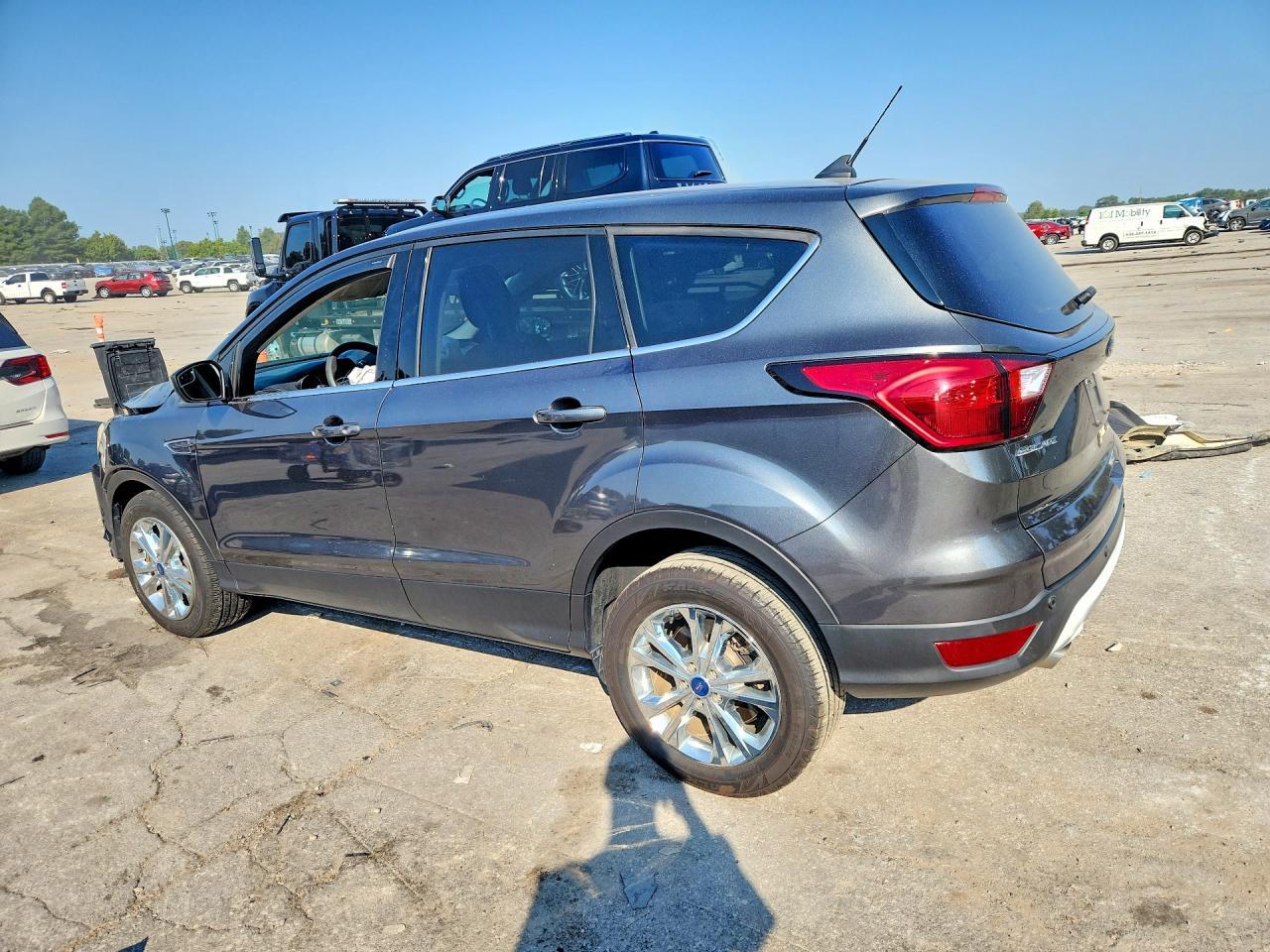 2019 Ford Escape Se - zdjęcie 2