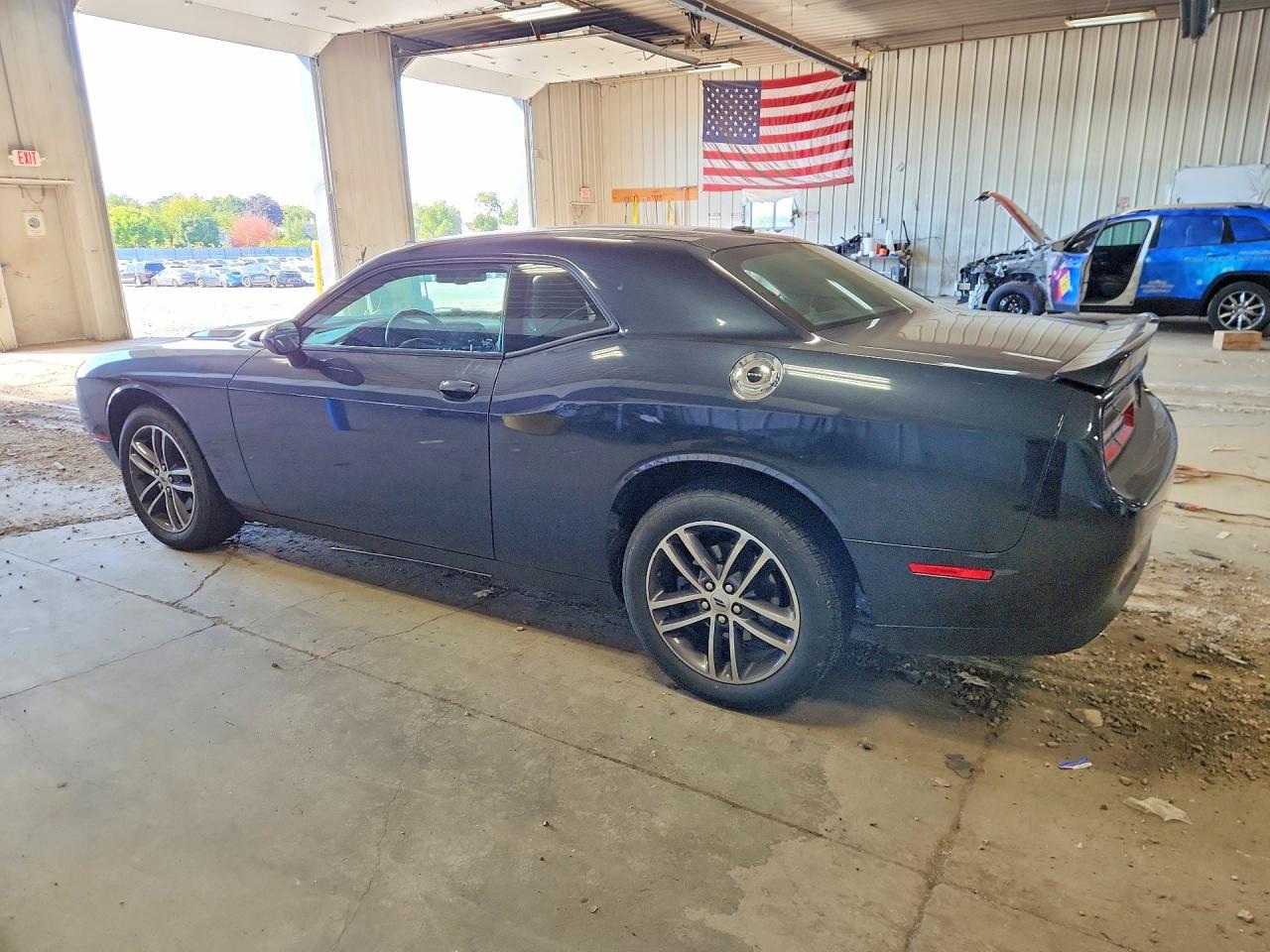 2019 Dodge Challenger Sxt - zdjęcie 2