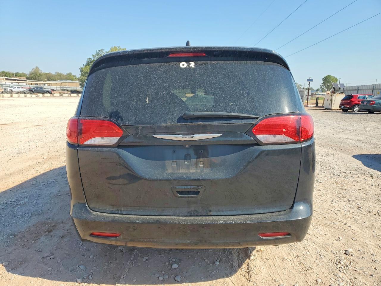 2022 Chrysler Voyager Lx - zdjęcie 6