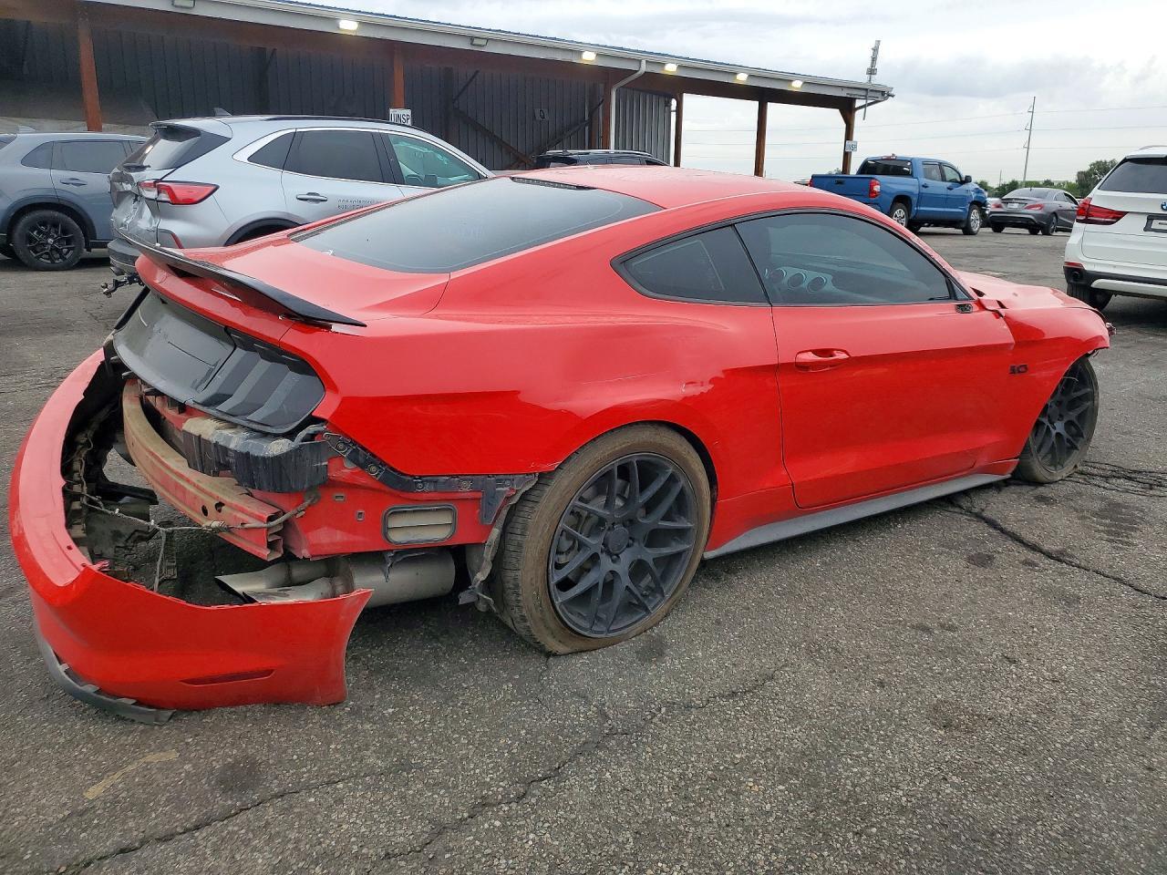 2018 Ford Mustang Gt - zdjęcie 3