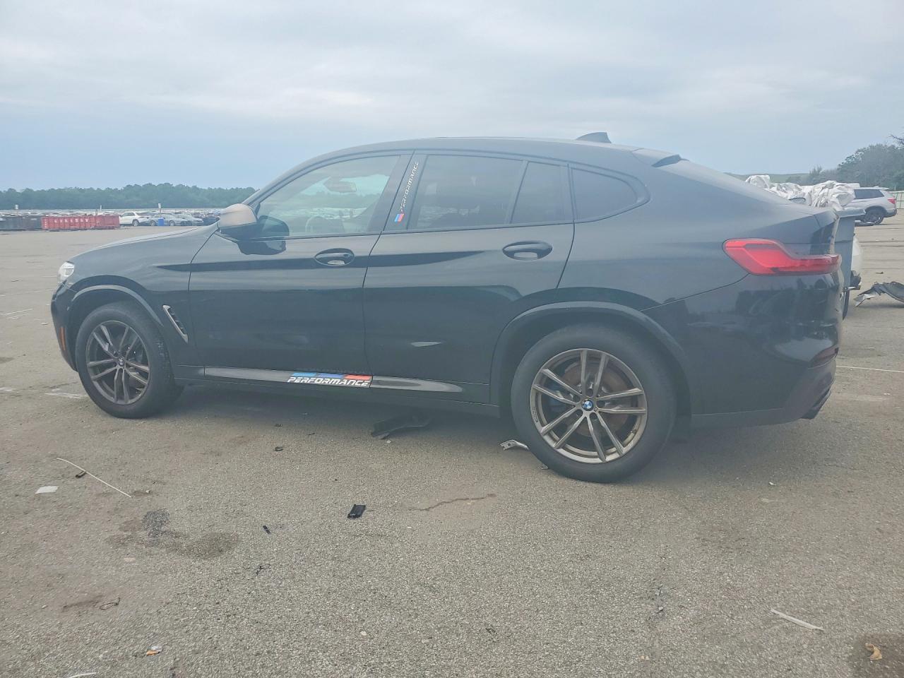 2020 BMW X4 xDrivem40I - zdjęcie 2