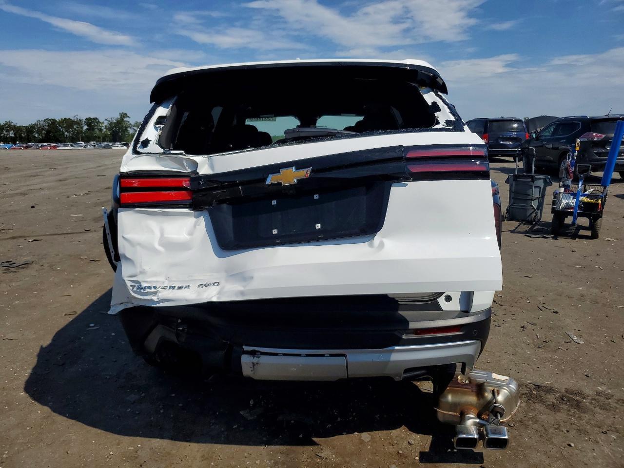 2026 Chevrolet Traverse Lt - zdjęcie 6