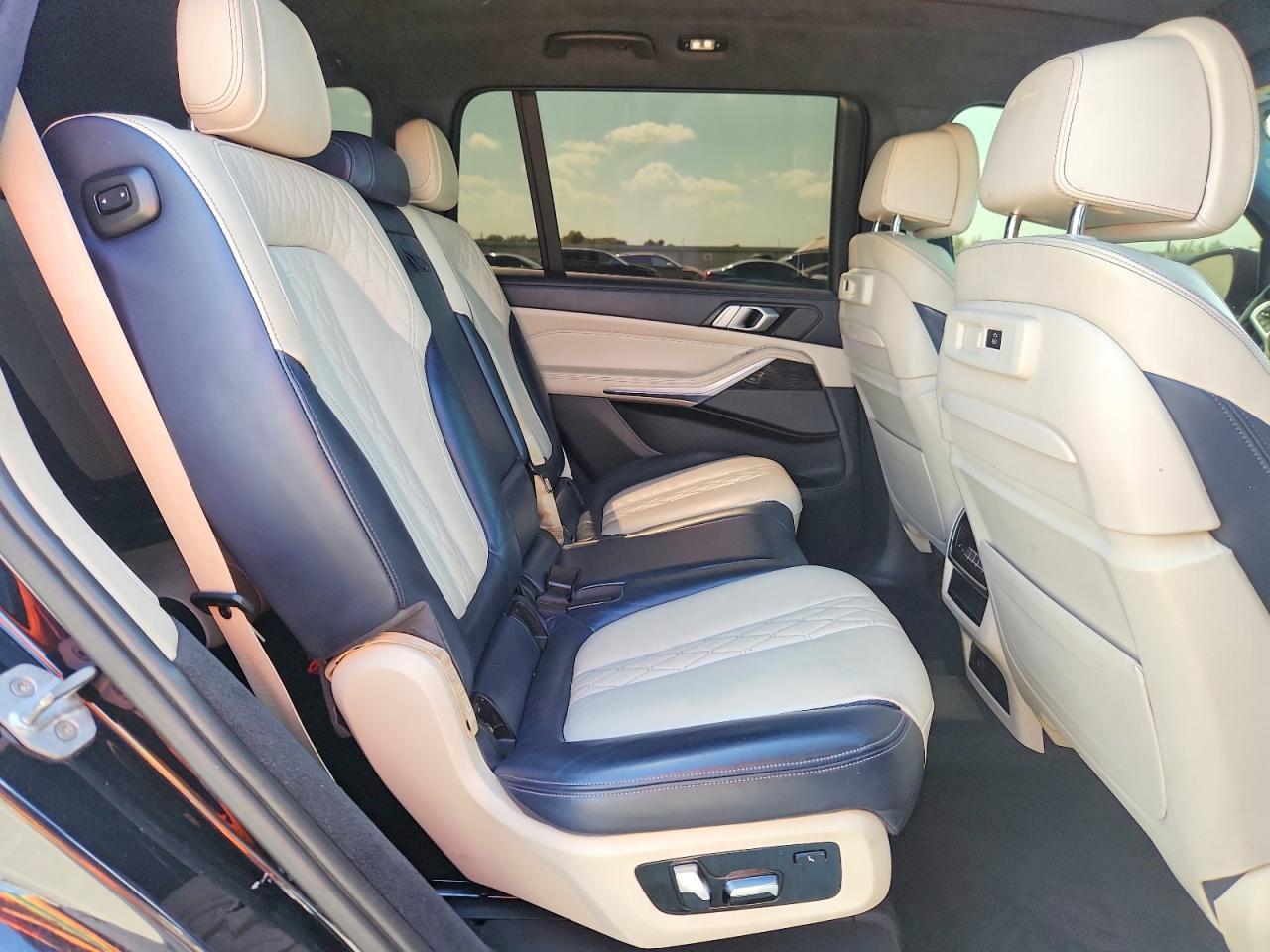 2019 BMW X7 xDrive40I - zdjęcie 10