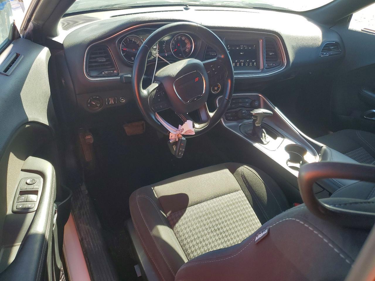 2020 Dodge Challenger Sxt - zdjęcie 8