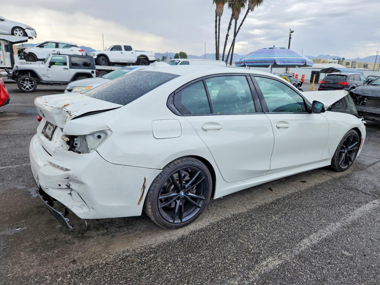 2021 BMW 330I - zdjęcie 3