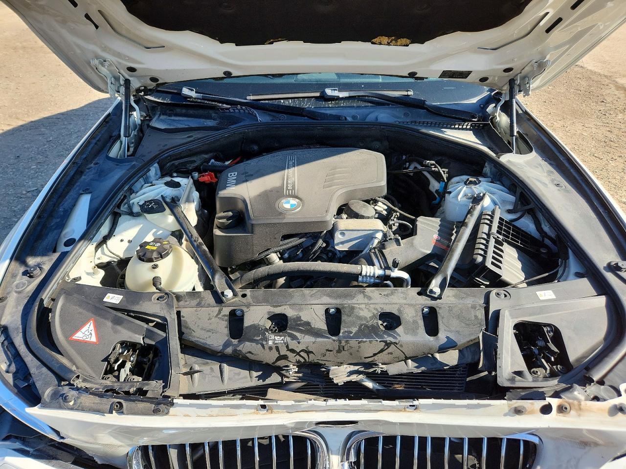 2016 BMW 528 I - zdjęcie 11
