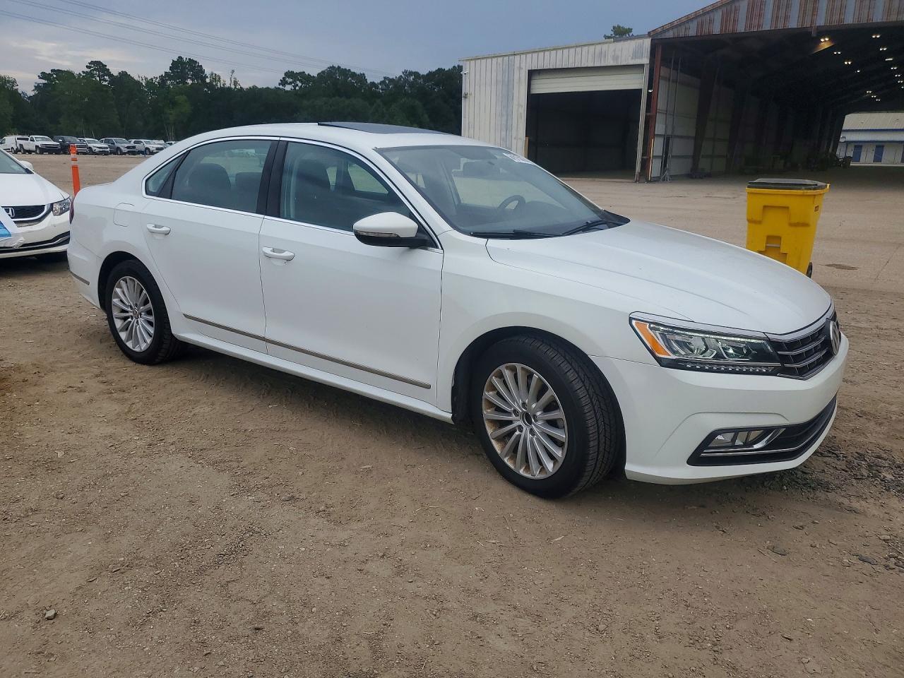 2017 Volkswagen Passat Se - zdjęcie 4