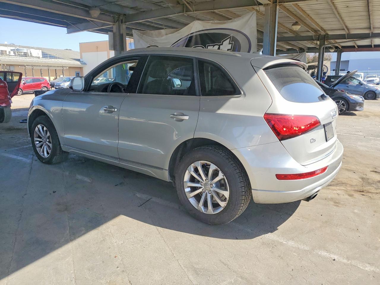 2016 Audi Q5 Premium Plus - zdjęcie 2