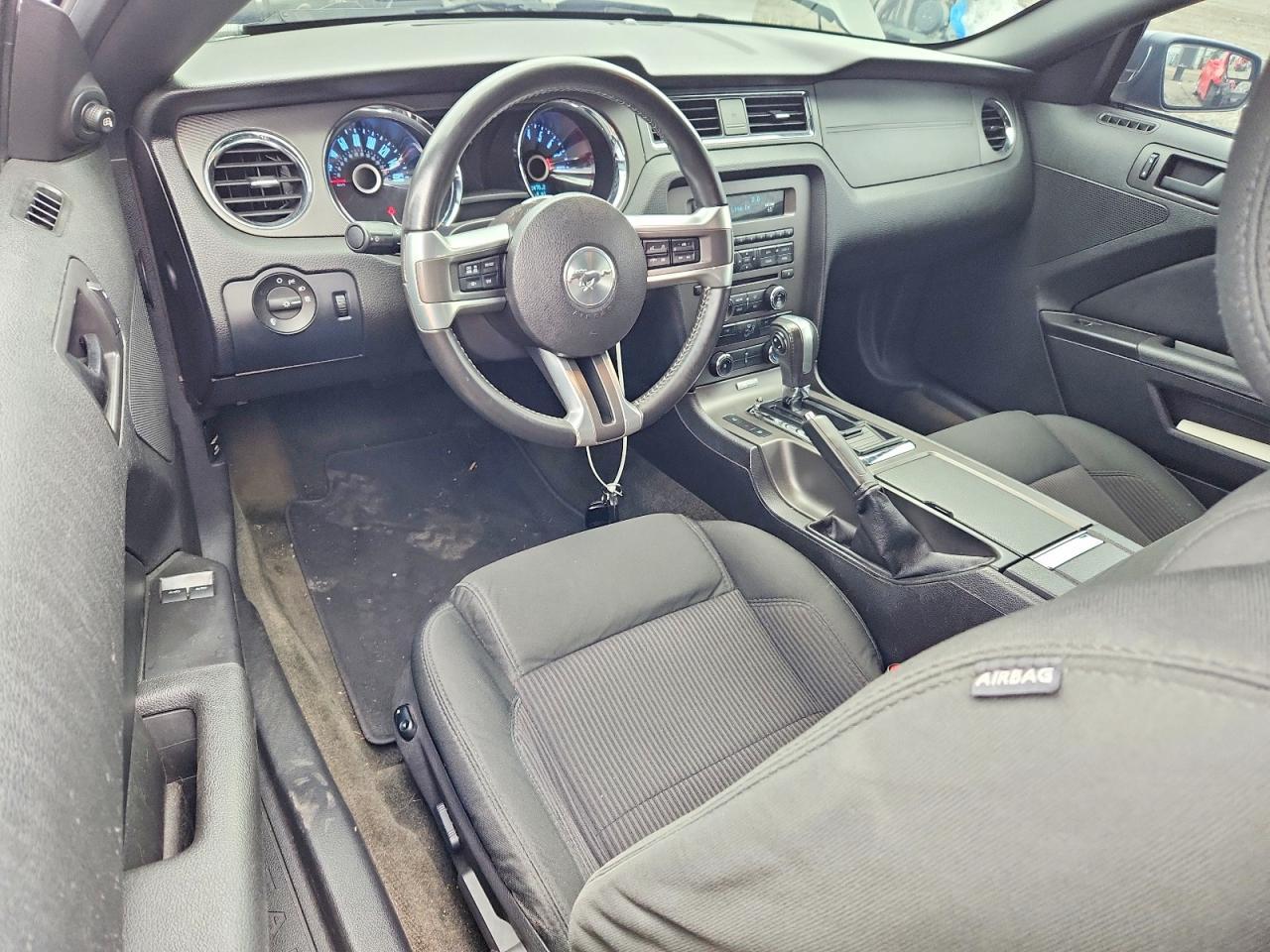 2014 Ford Mustang - zdjęcie 8