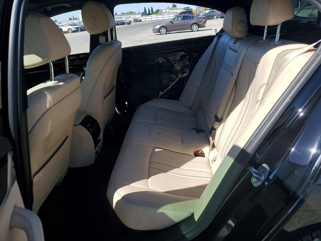 2018 BMW 530E - zdjęcie 10