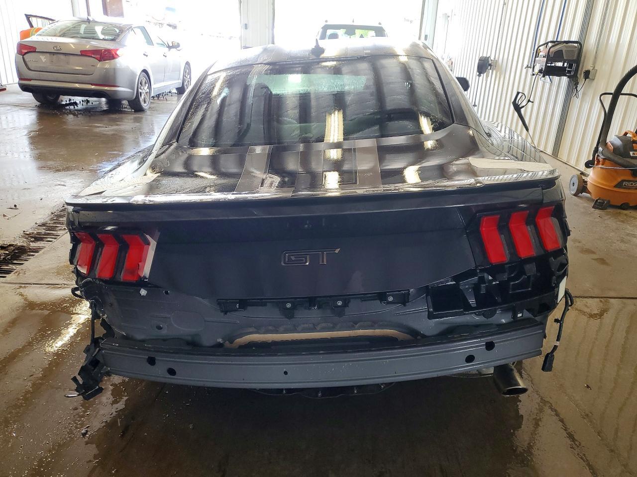 2024 Ford Mustang Gt - zdjęcie 6