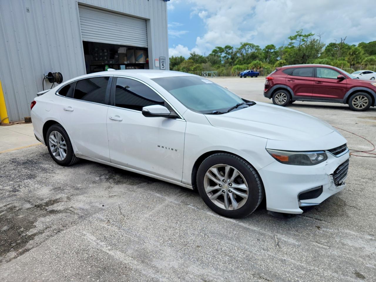 2018 Chevrolet Malibu Lt - zdjęcie 4