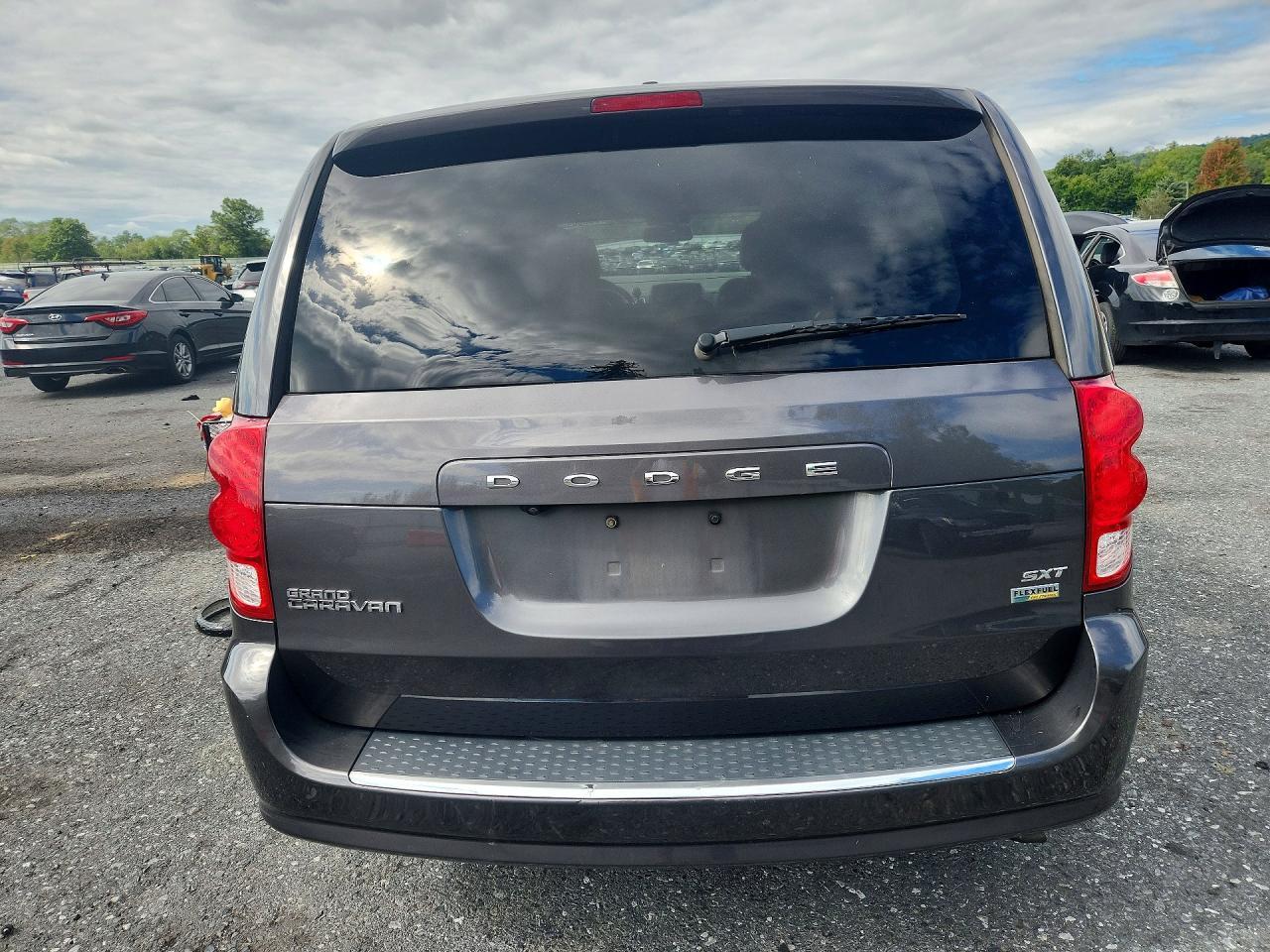 2019 Dodge Grand Caravan Sxt - zdjęcie 6