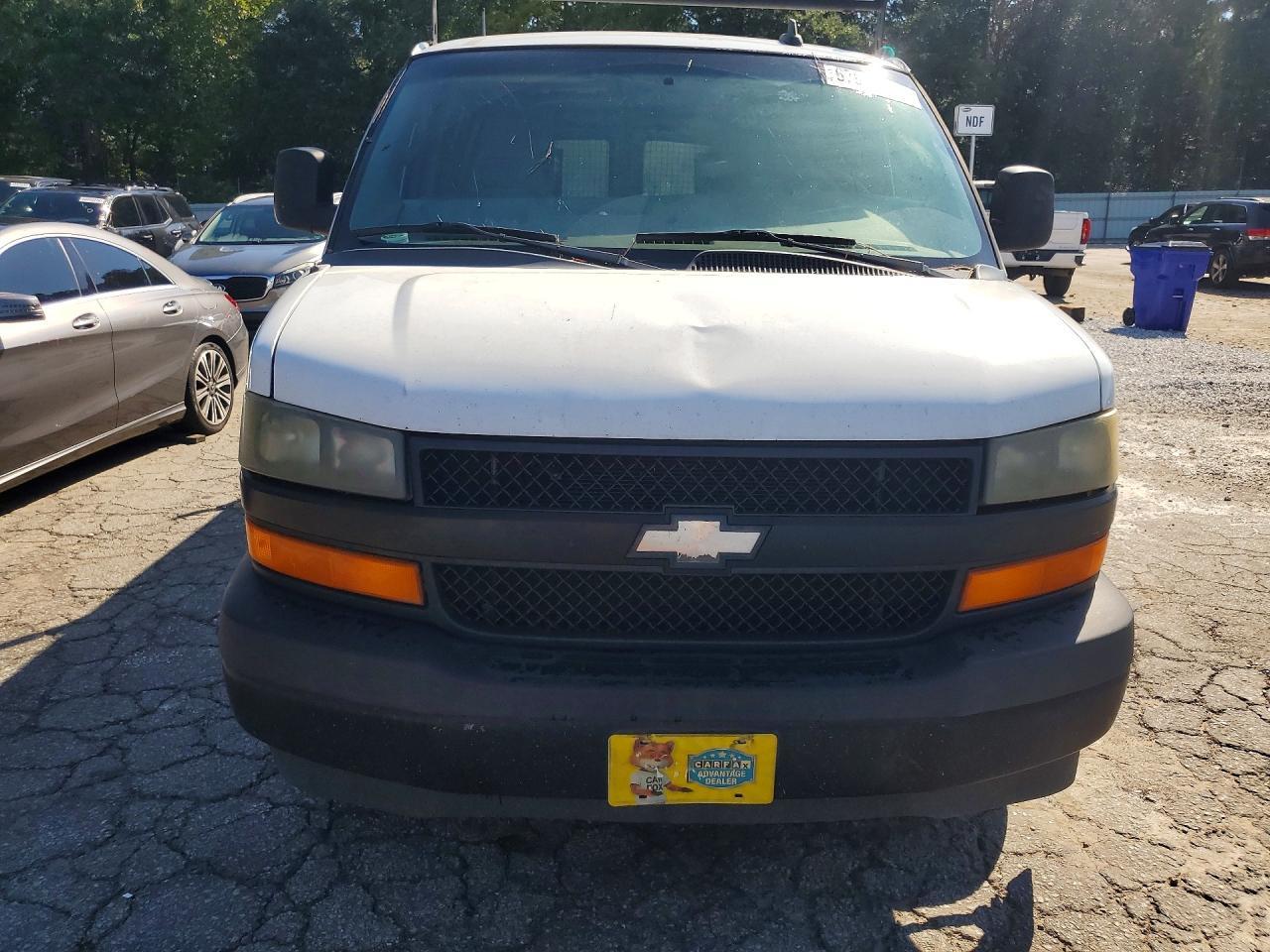 2019 Chevrolet Express G2500 - zdjęcie 5