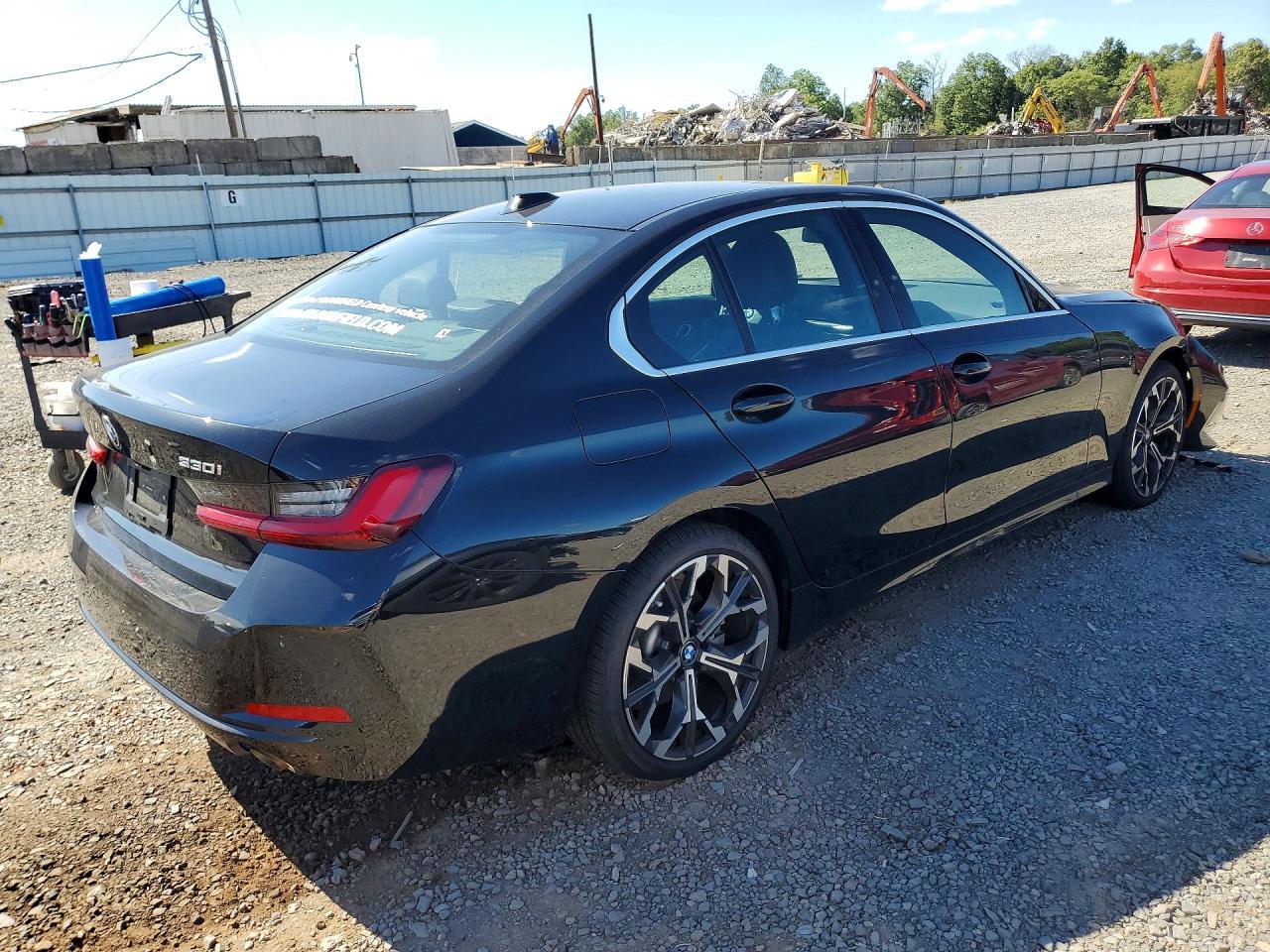 2026 BMW Seria 3 330i - zdjęcie 3