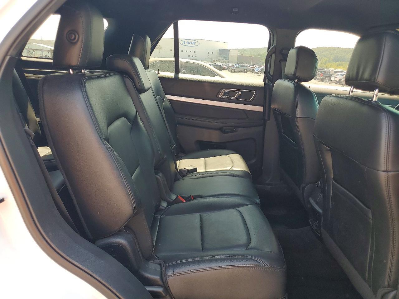2017 Ford Explorer Xlt - zdjęcie 11