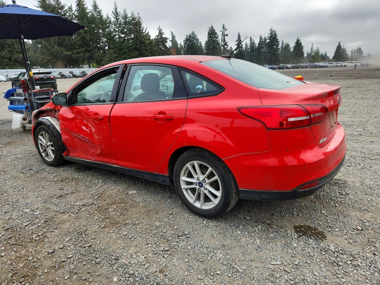 2017 Ford Focus Se - zdjęcie 2