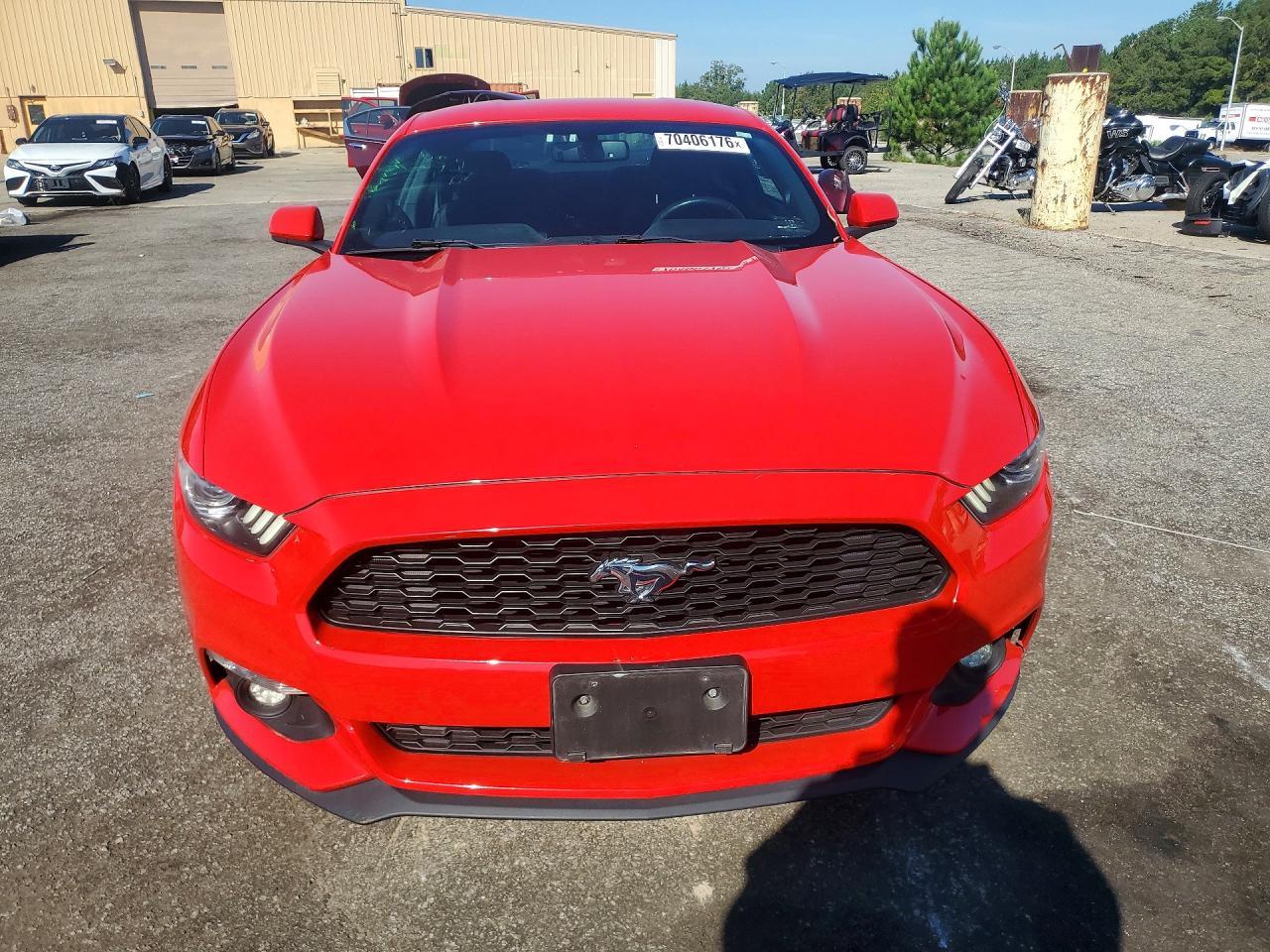 2017 Ford Mustang - zdjęcie 5