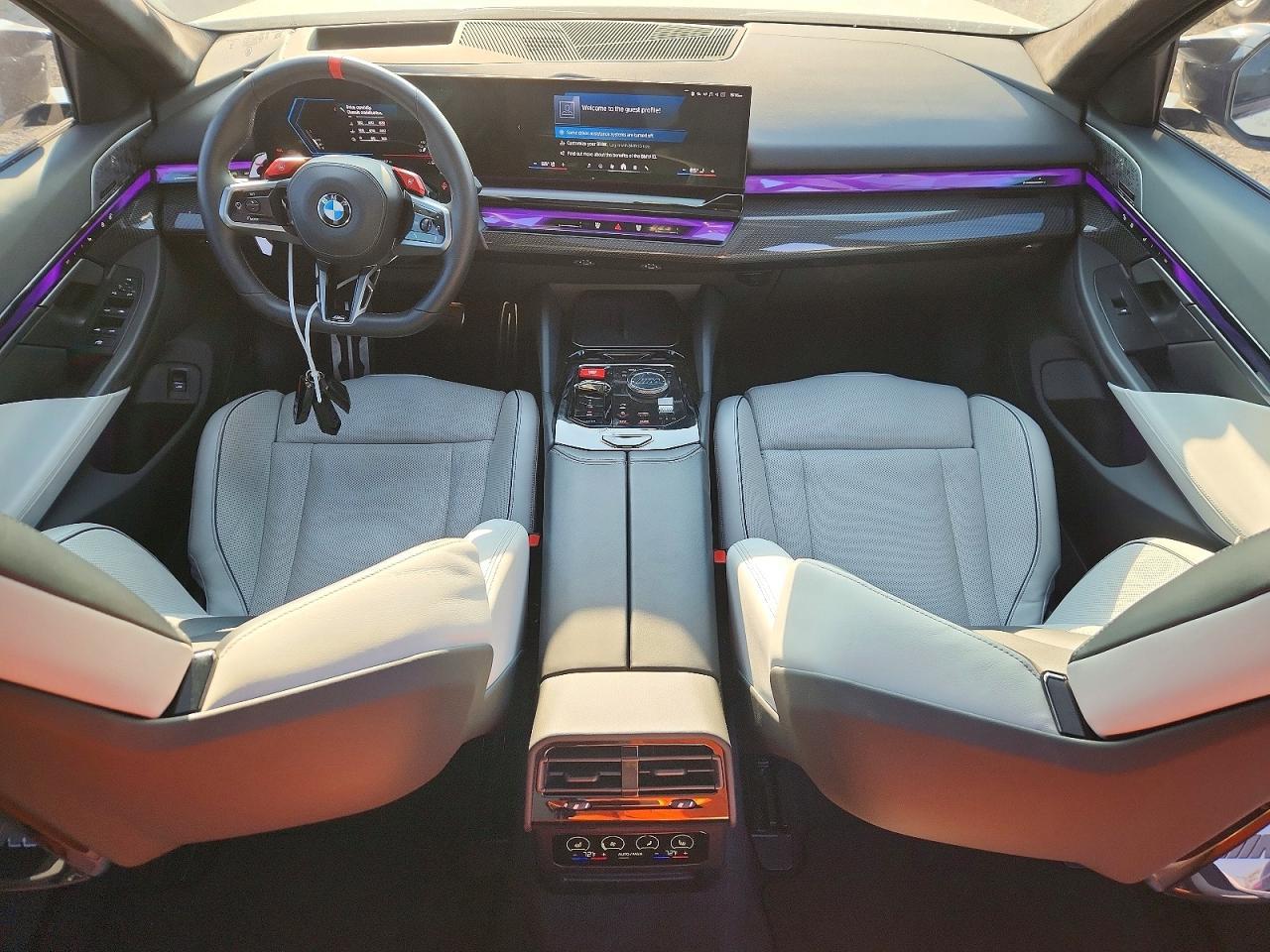 2025 BMW M5 Touring - zdjęcie 8