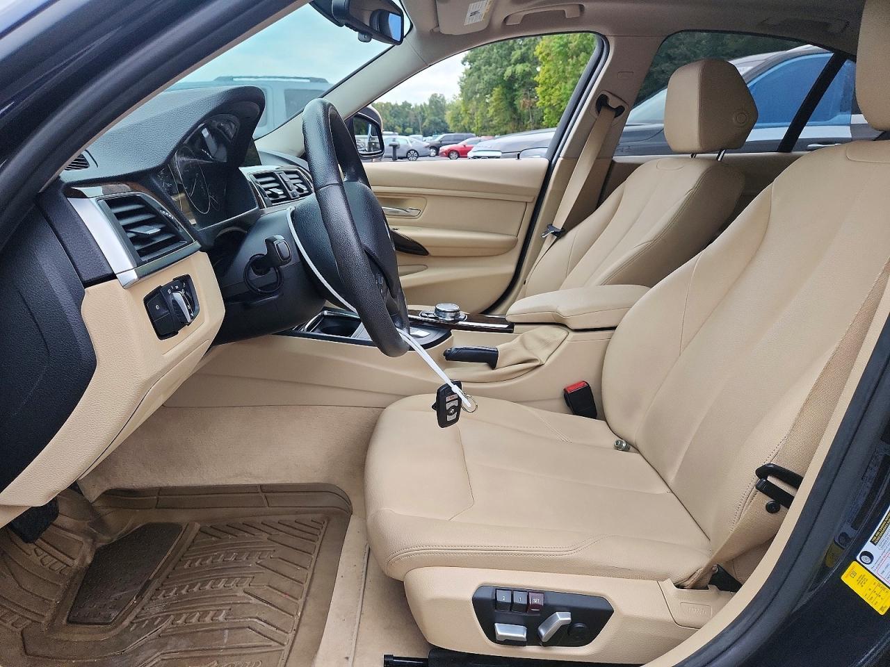 2016 BMW 320 I - zdjęcie 7