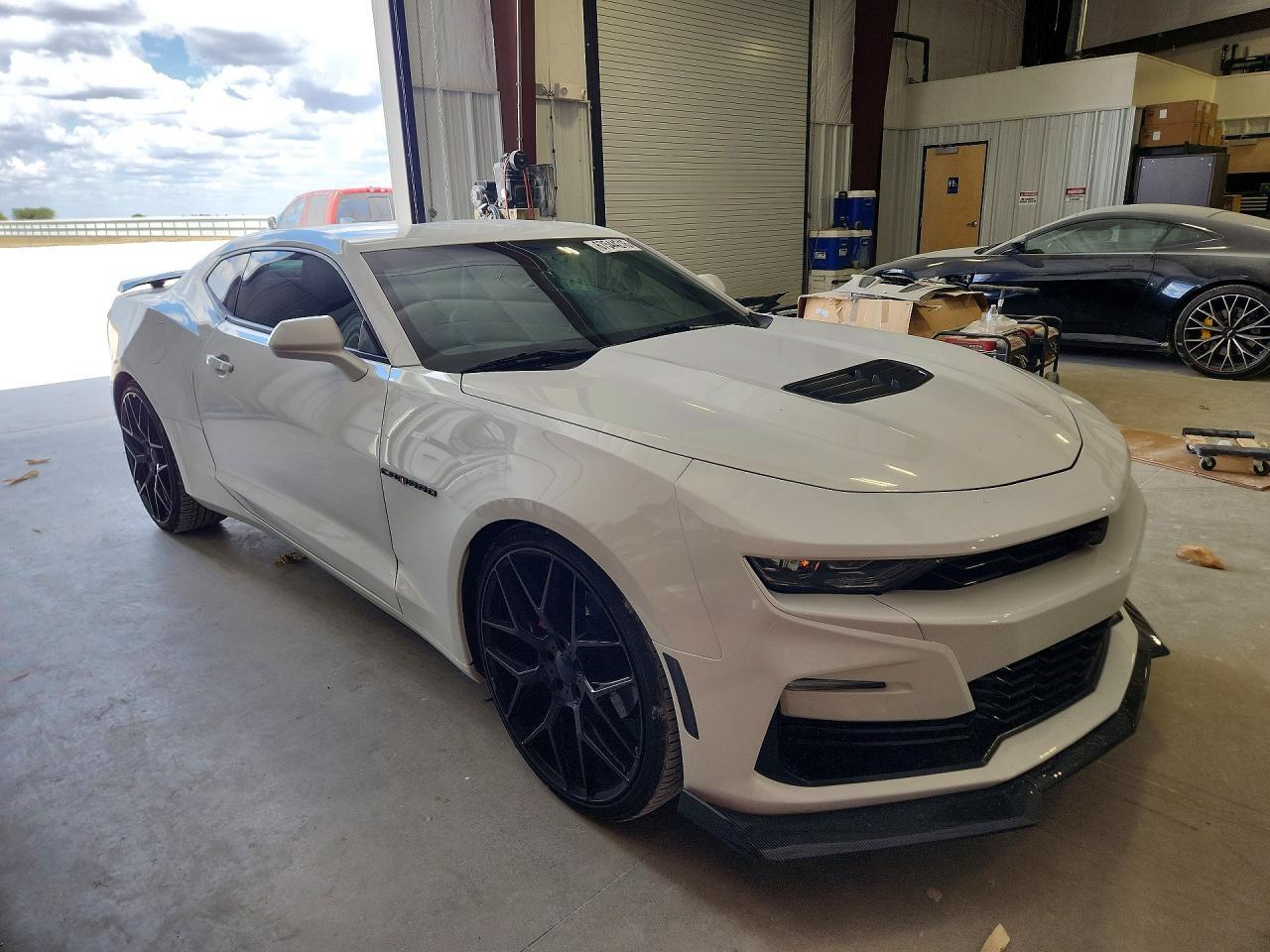 2020 Chevrolet Camaro Lz - zdjęcie 4