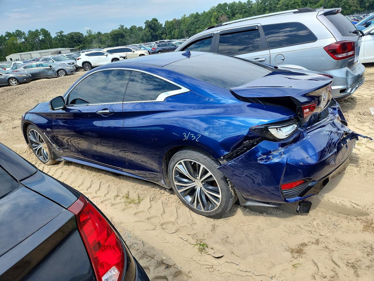 2018 Infiniti Q60 3.0T Luxe - zdjęcie 2