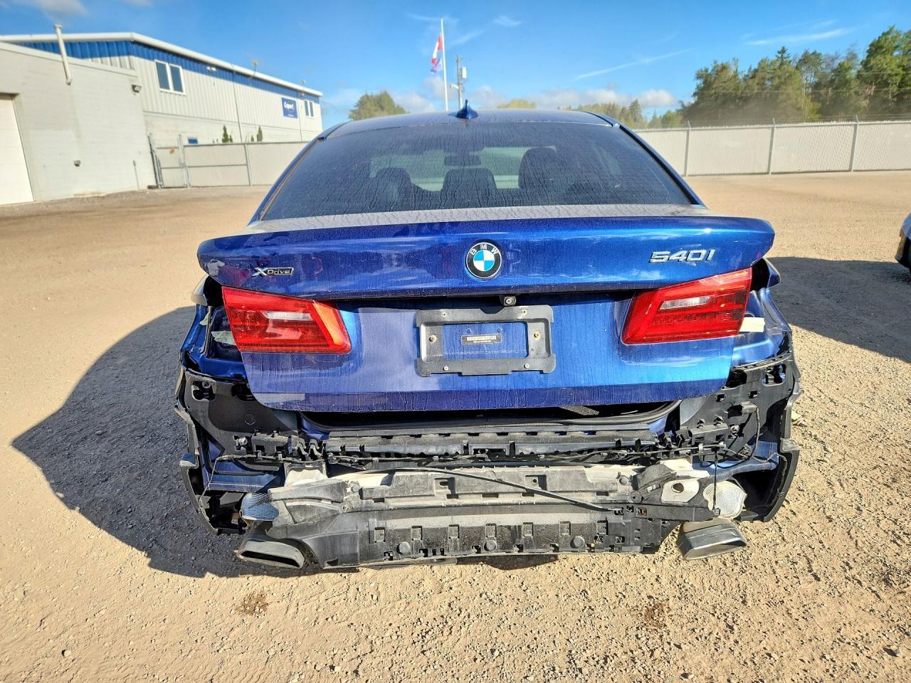 2017 BMW Seria 5 540i - zdjęcie 6