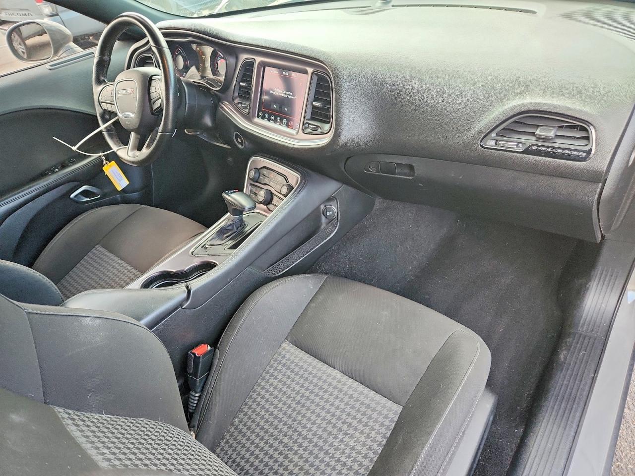 2019 Dodge Challenger R/T - zdjęcie 8