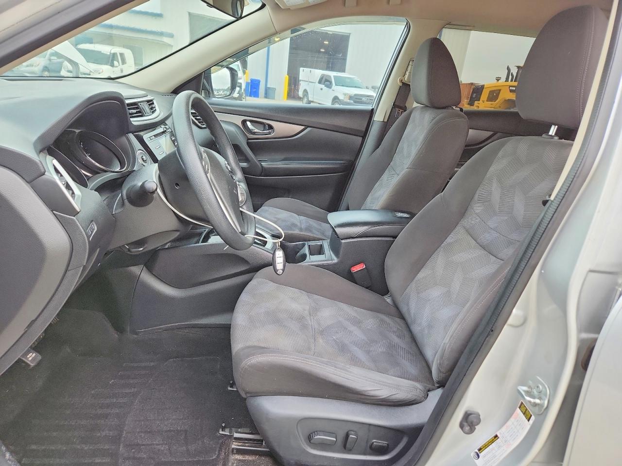 2016 Nissan Rogue Sv - zdjęcie 7