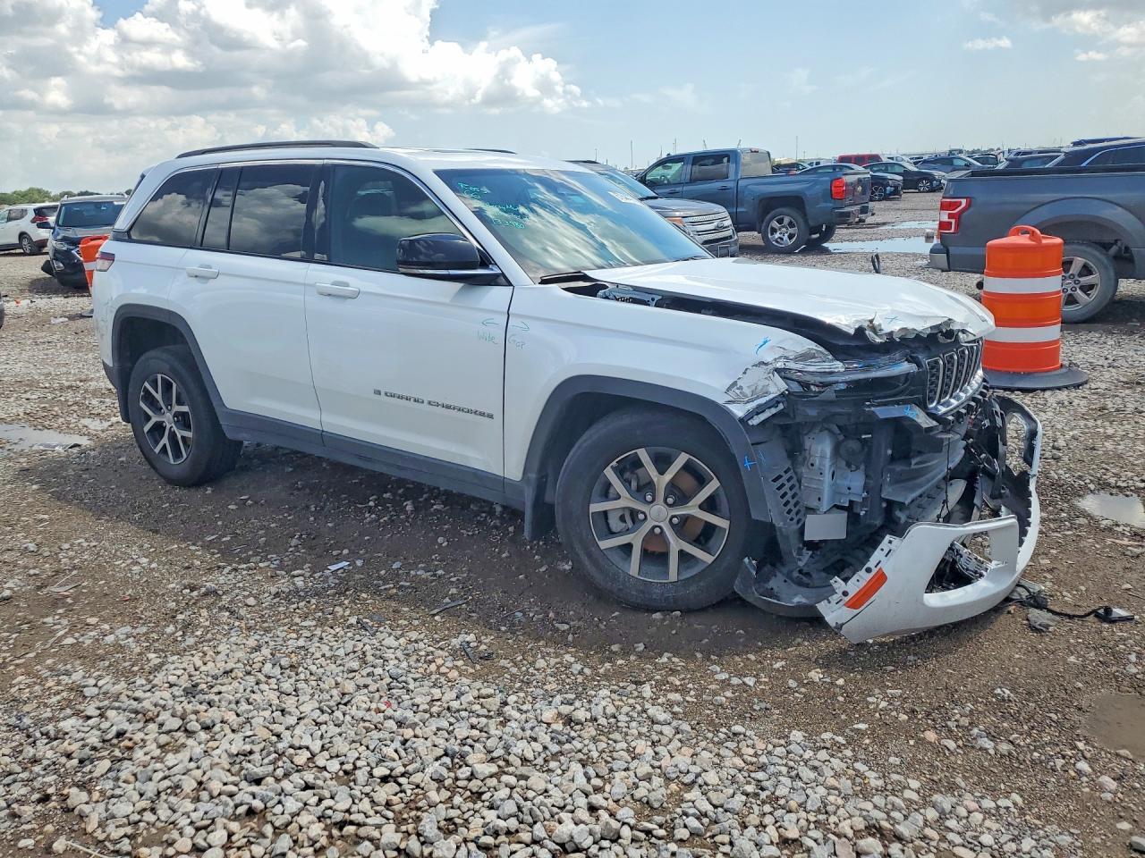2025 Jeep Grand Cherokee Limited - zdjęcie 4
