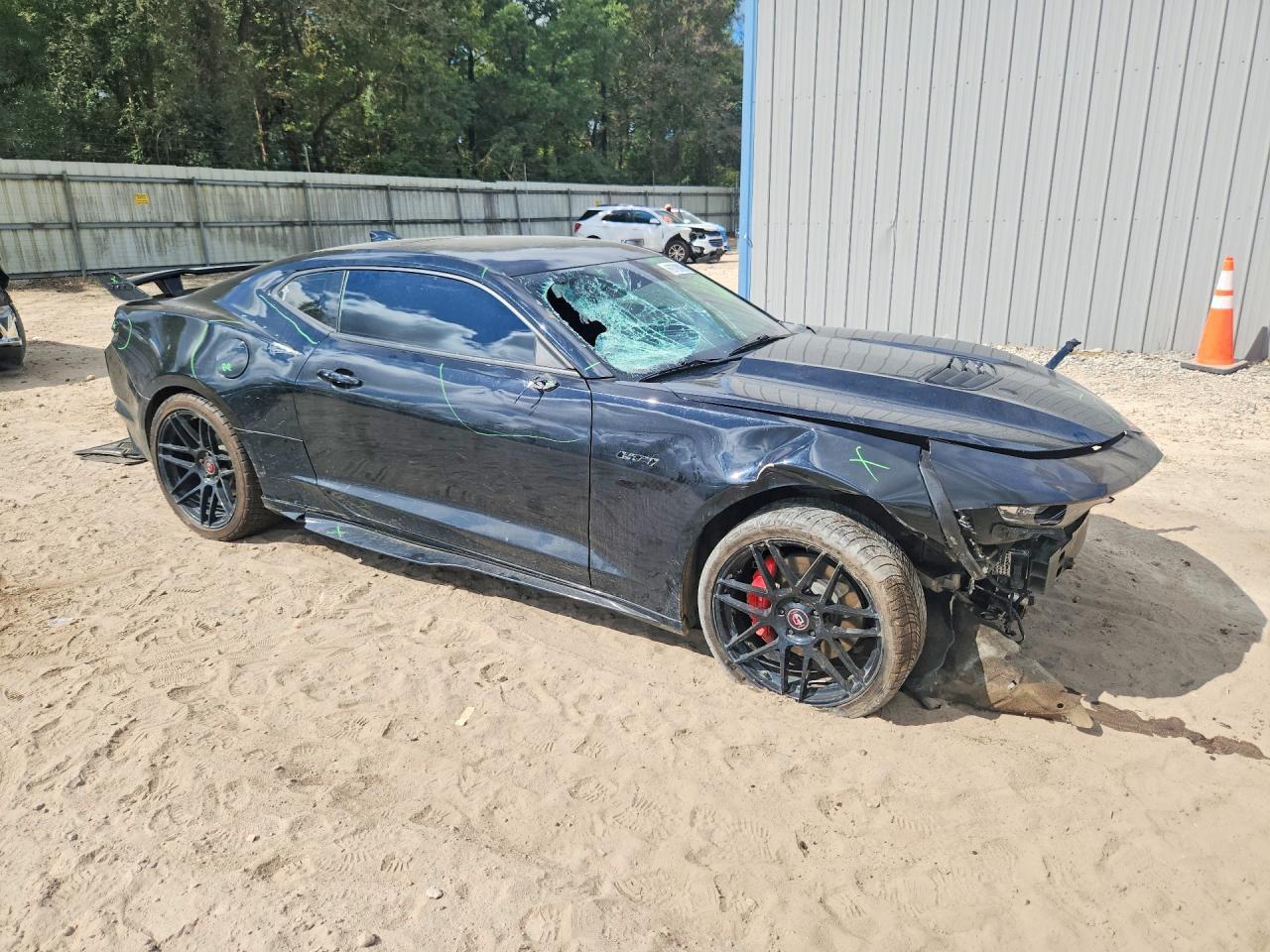 2023 Chevrolet Camaro Lt1 - zdjęcie 4