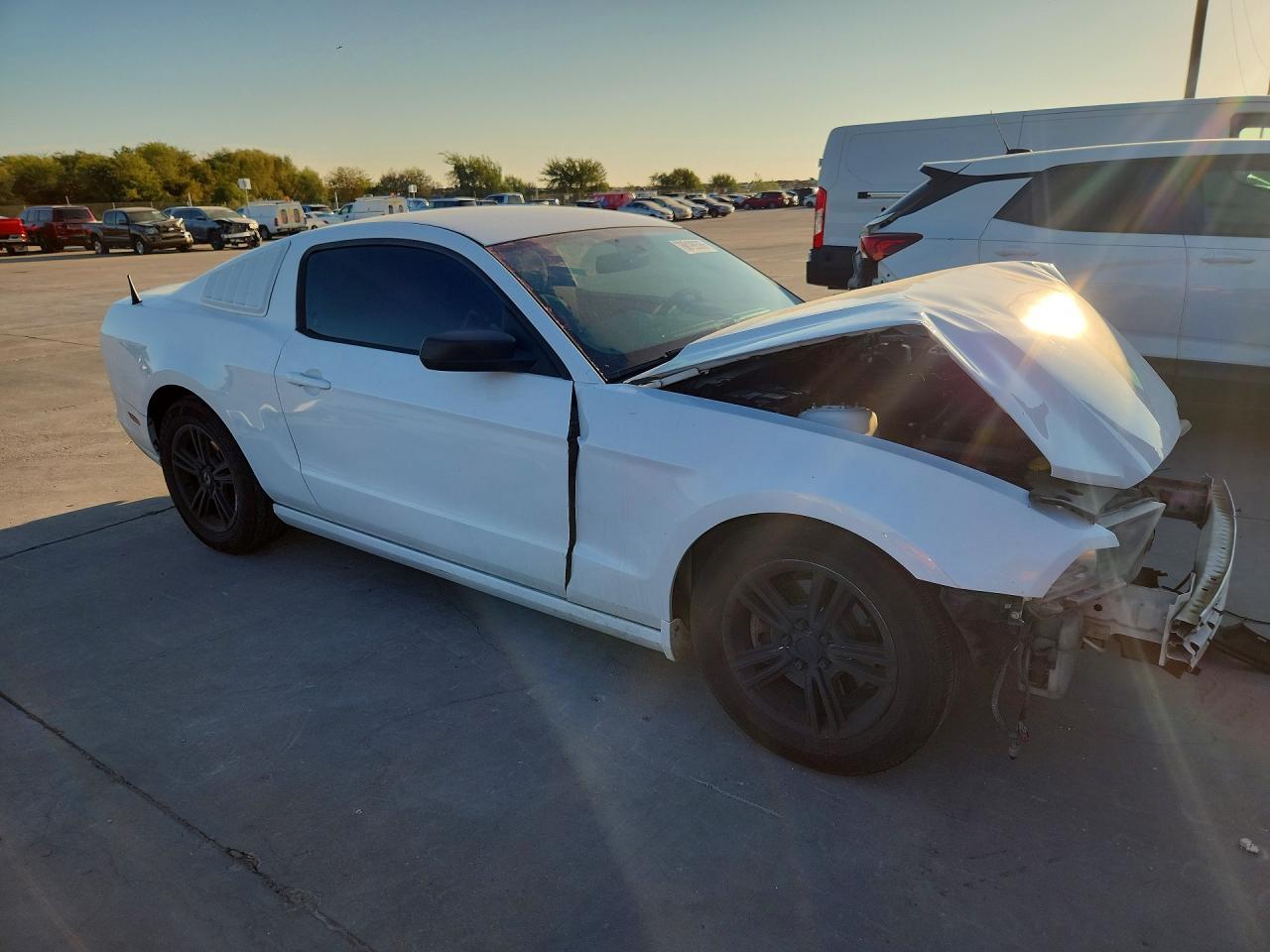 2014 Ford Mustang - zdjęcie 4