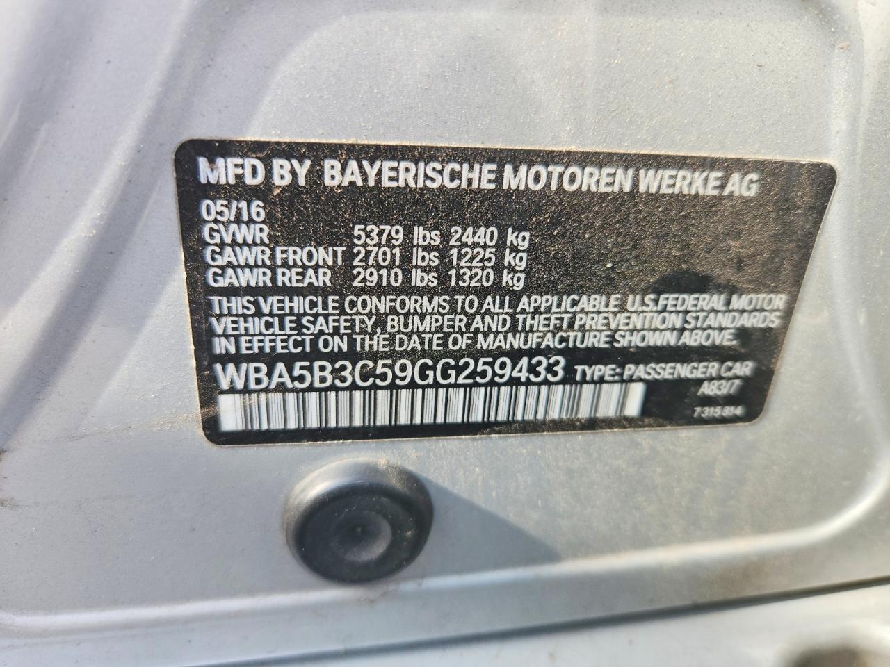 2016 BMW Seria 5 535i - zdjęcie 12