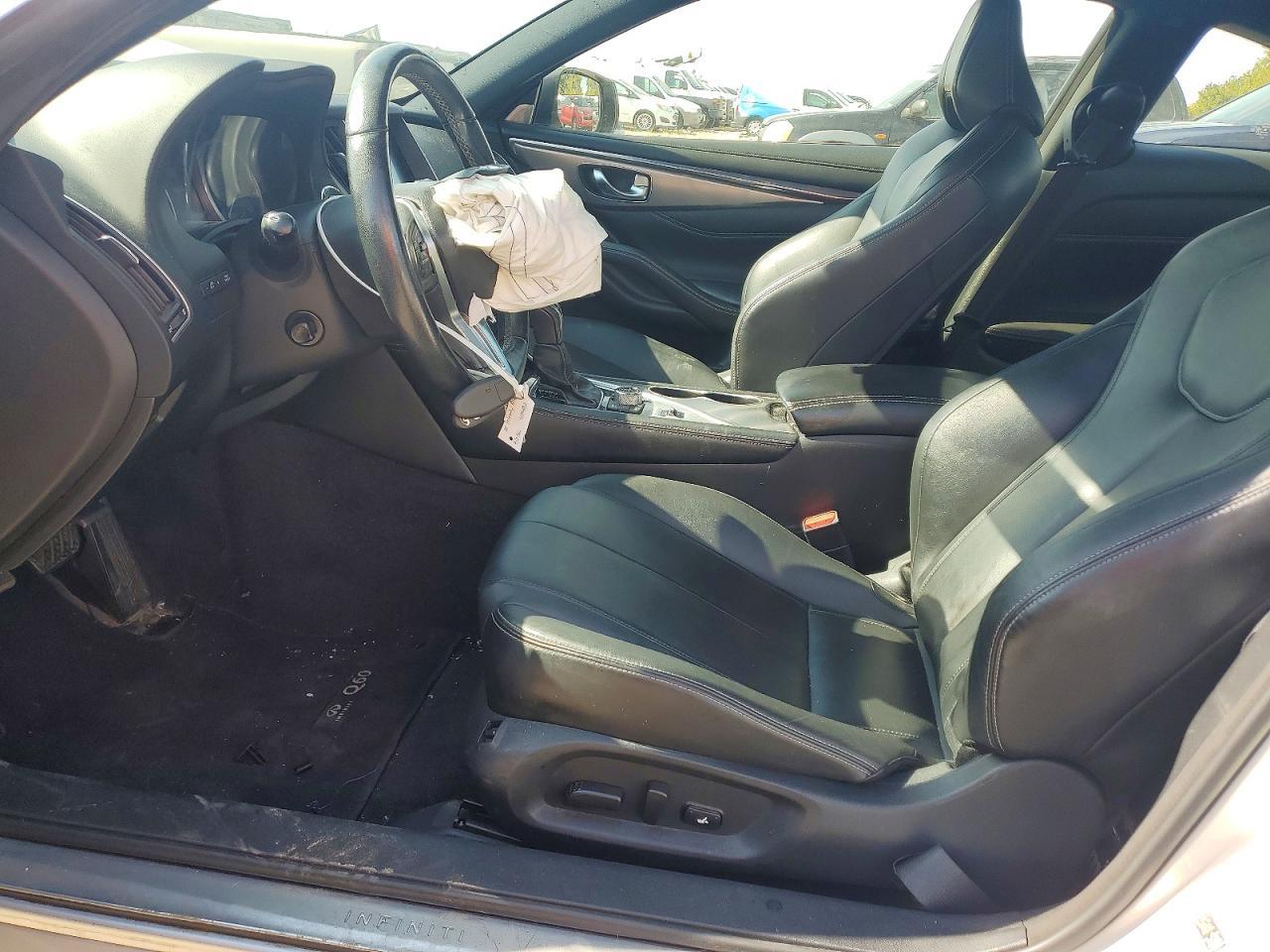 2018 Infiniti Q60 3.0T Luxe - zdjęcie 7