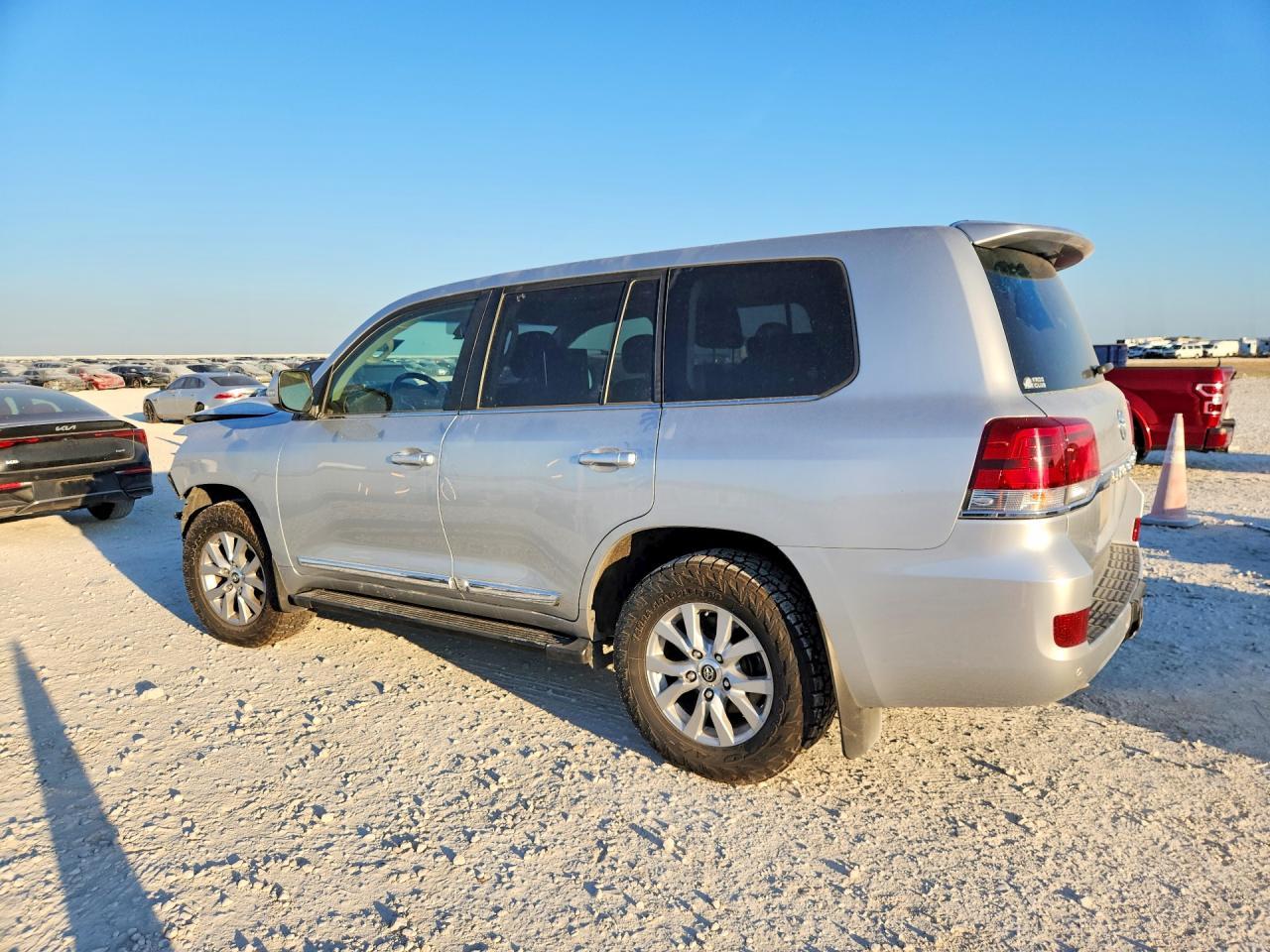 2016 Toyota Land Cruiser Base - zdjęcie 2
