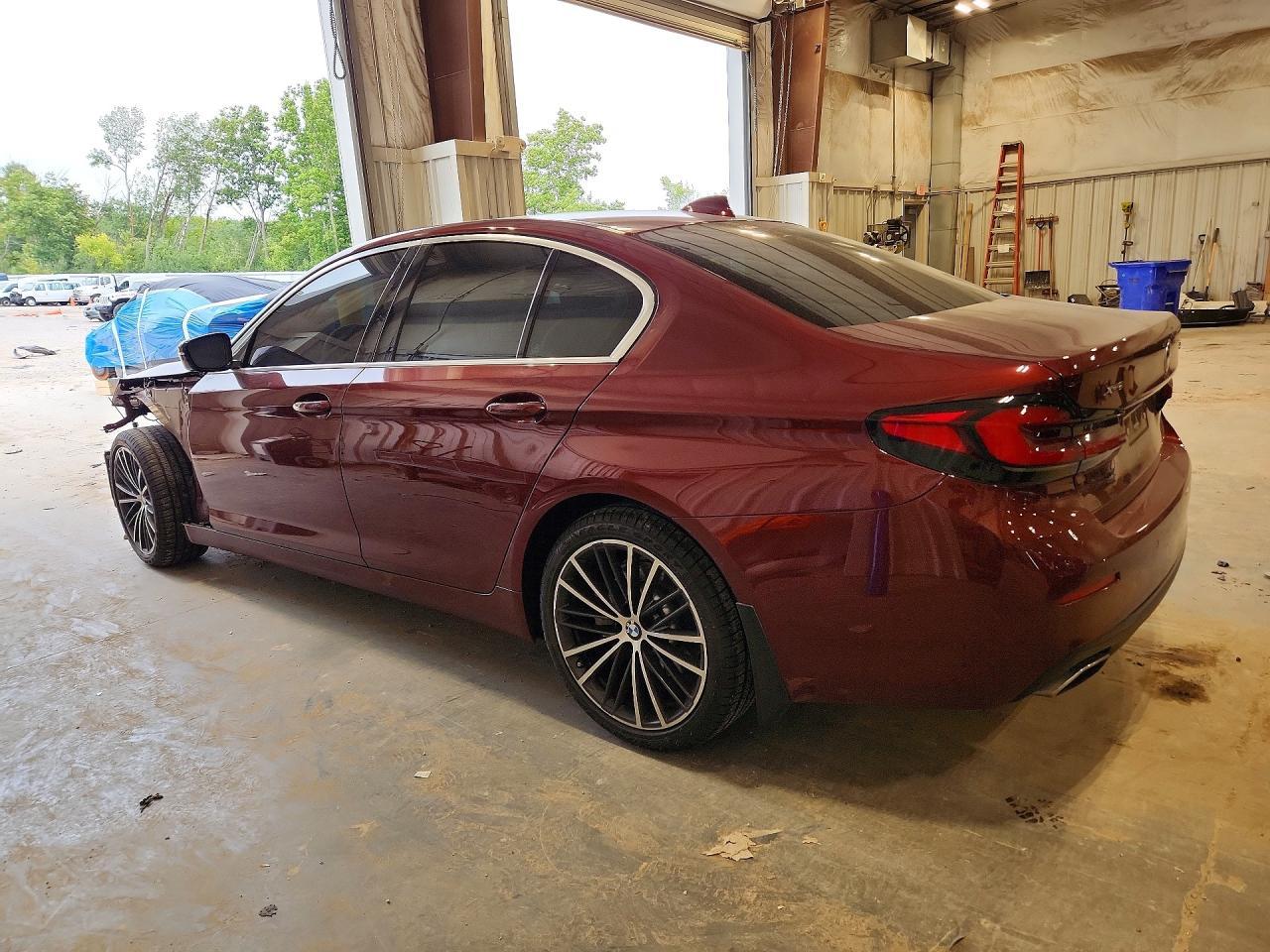 2023 BMW Seria 5 530i - zdjęcie 2