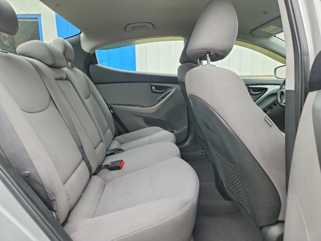 2014 Hyundai Elantra Se - zdjęcie 10