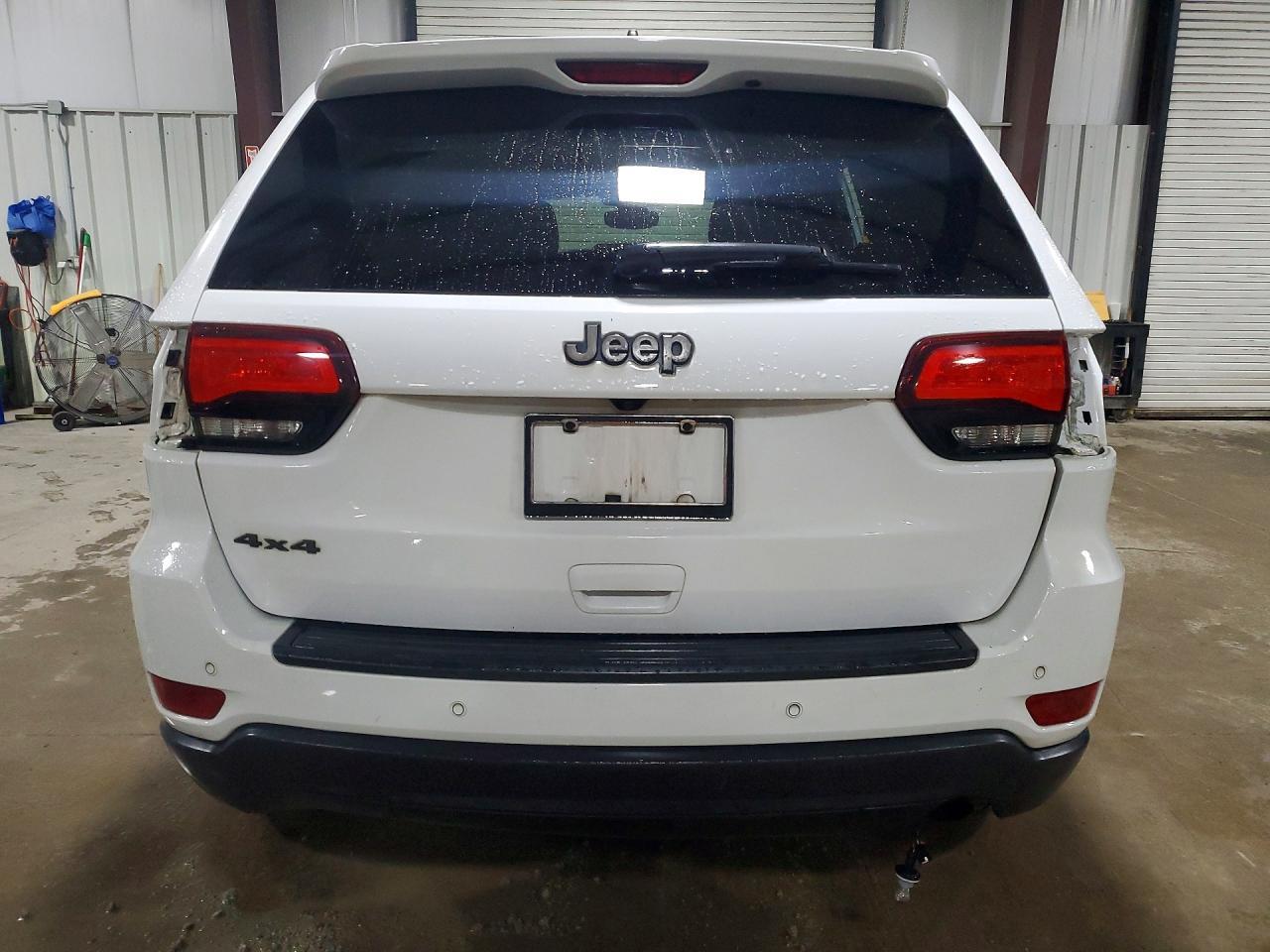2017 Jeep Grand Cherokee Laredo - zdjęcie 6
