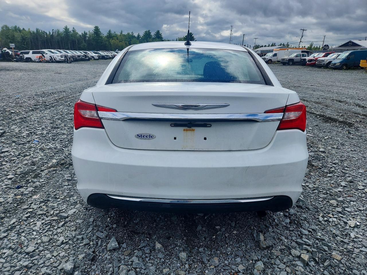 2014 Chrysler 200 Lx - zdjęcie 6