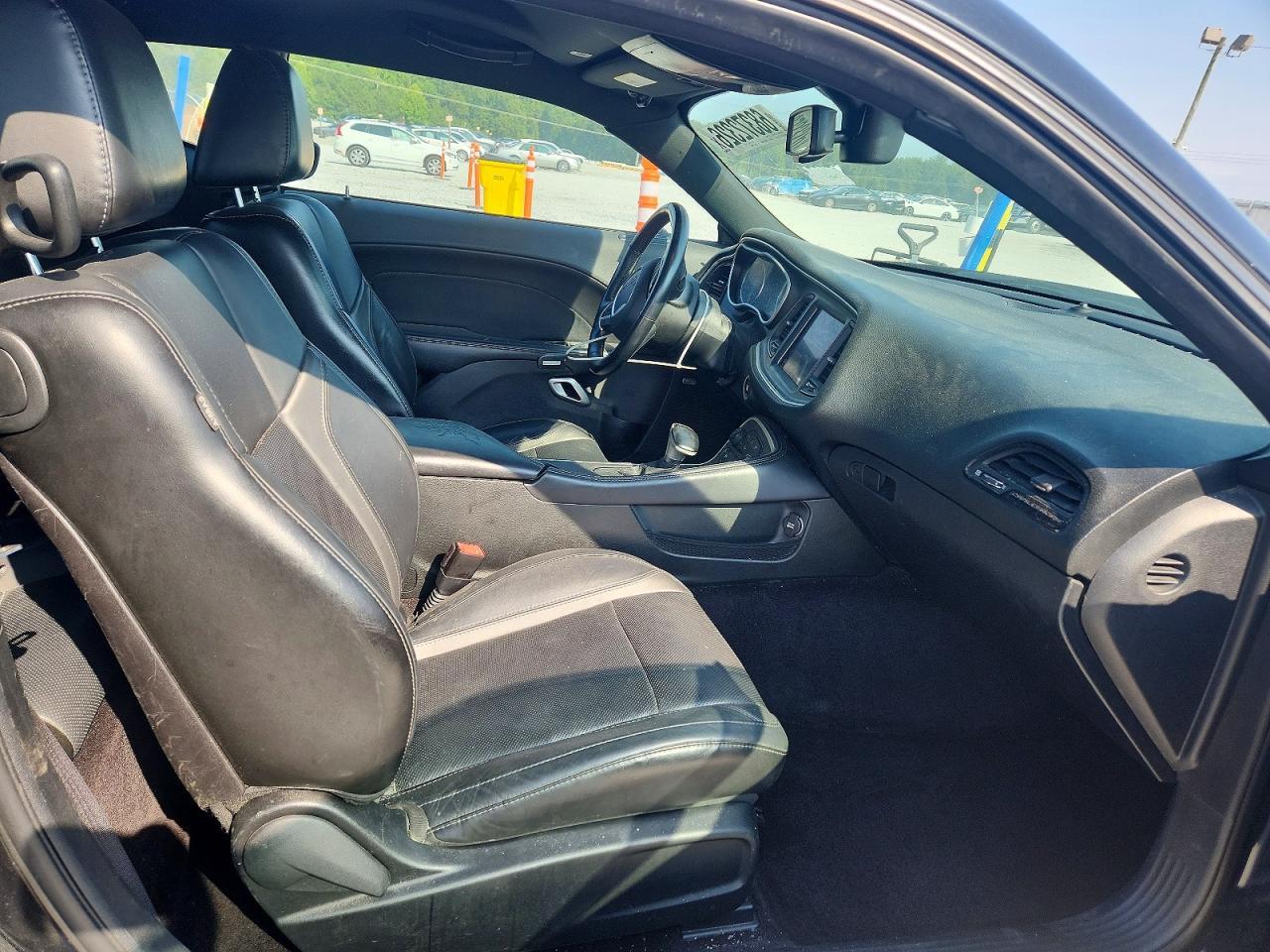 2017 Dodge Challenger Sxt - zdjęcie 10