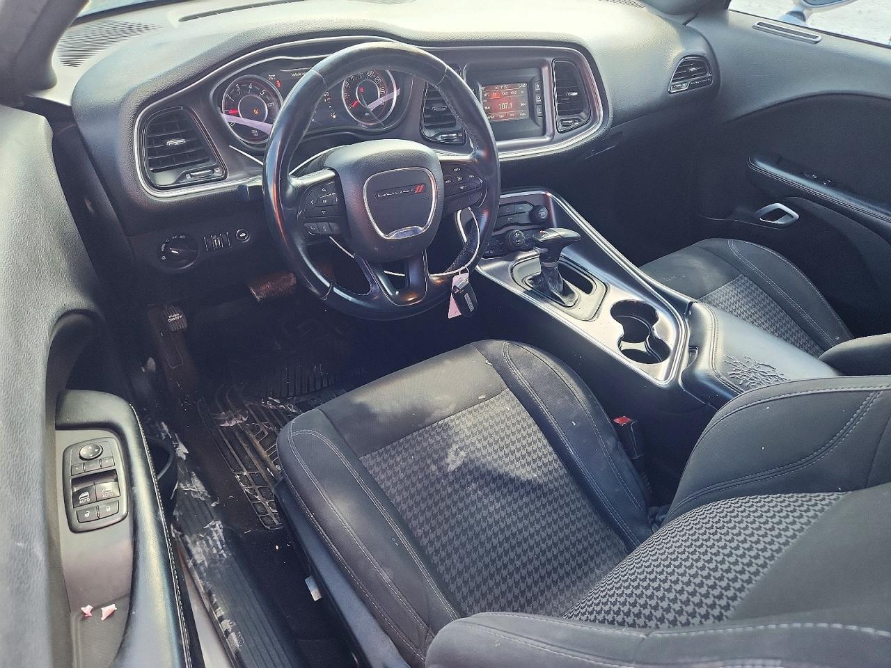 2016 Dodge Challenger Sxt - zdjęcie 8