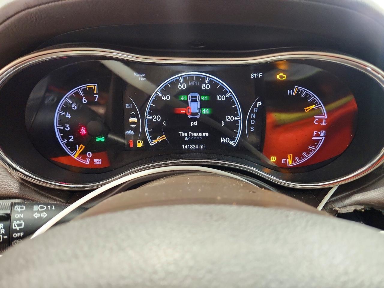 2014 Jeep Grand Cherokee Overland - zdjęcie 9