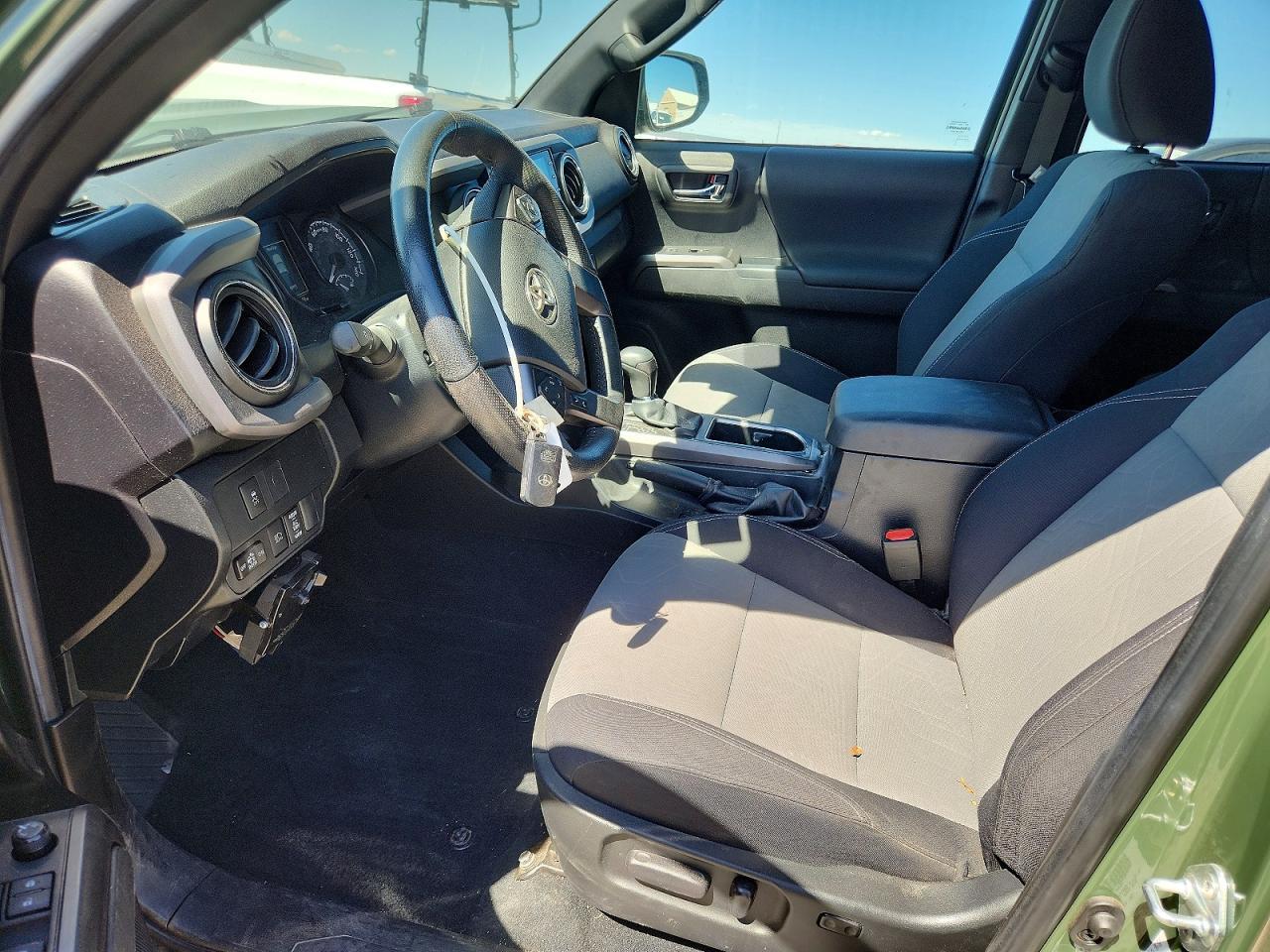 2022 Toyota Tacoma Trd Sport - zdjęcie 7