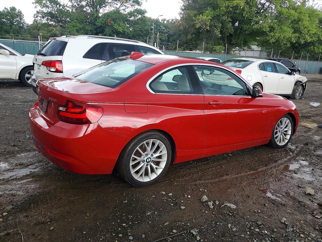 2016 BMW Seria 2 Coupe 228i - zdjęcie 3